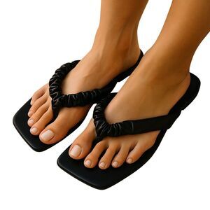 Nine West Women's Black Flip Flops Size 6.5 Summer Sandals